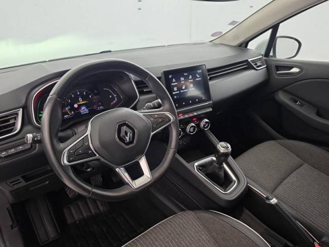 Renault Clio image 1