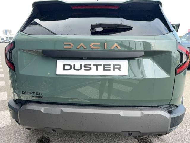 Dacia Duster image 1