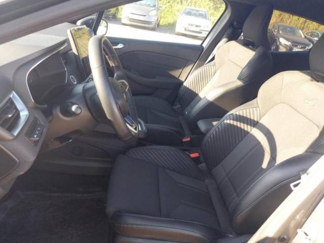 Renault Clio image 8