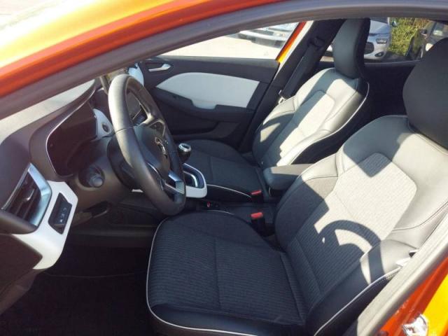 Renault Clio image 6