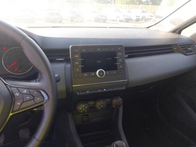 Renault Clio image 9