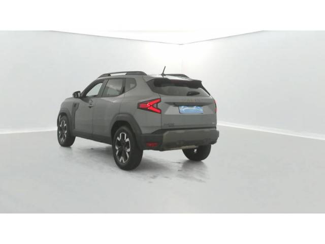 Dacia Duster image 1