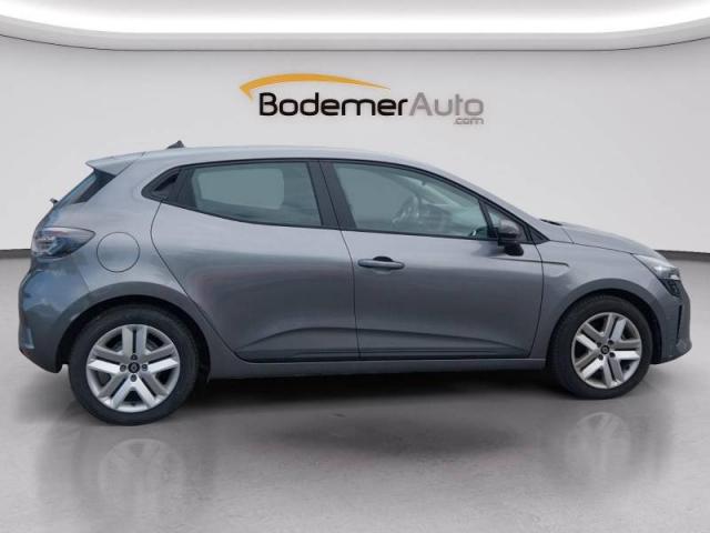 Renault Clio image 9