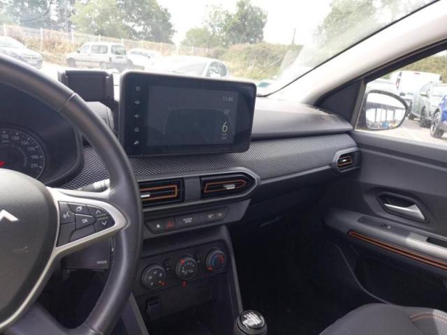 Dacia Sandero image 8
