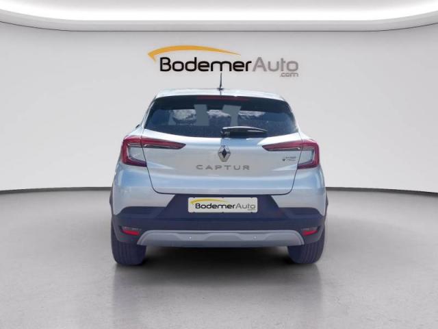 Renault Captur image 1