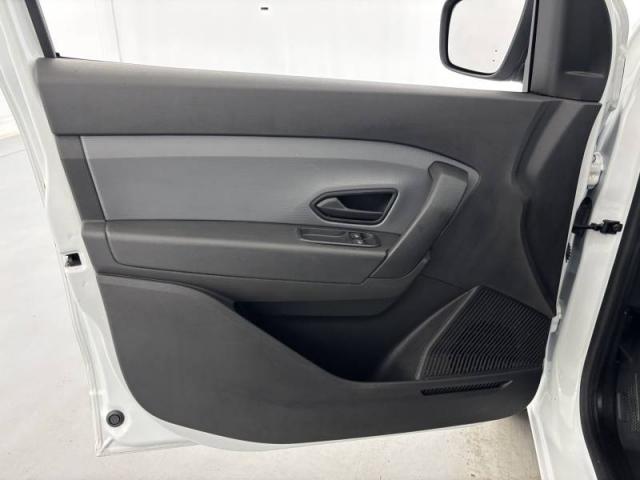 Renault Express image 2