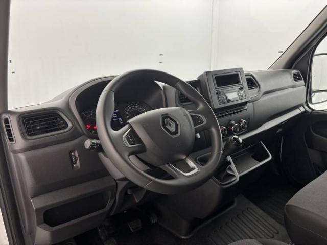 Renault Master image 6