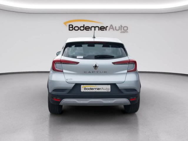 Renault Captur image 1