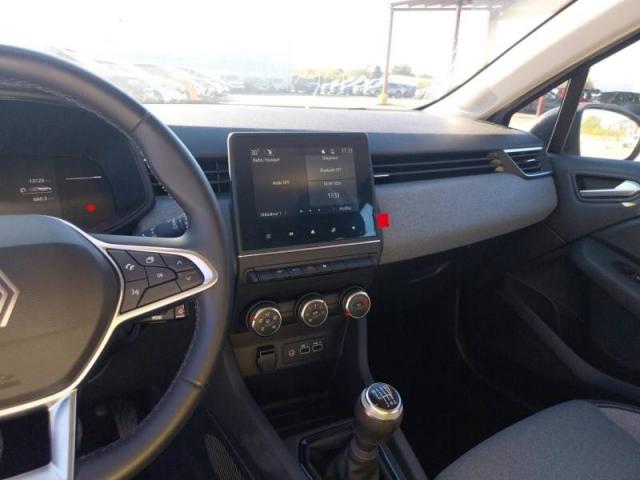 Renault Clio image 9