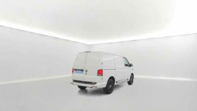 Volkswagen Transporter image 6