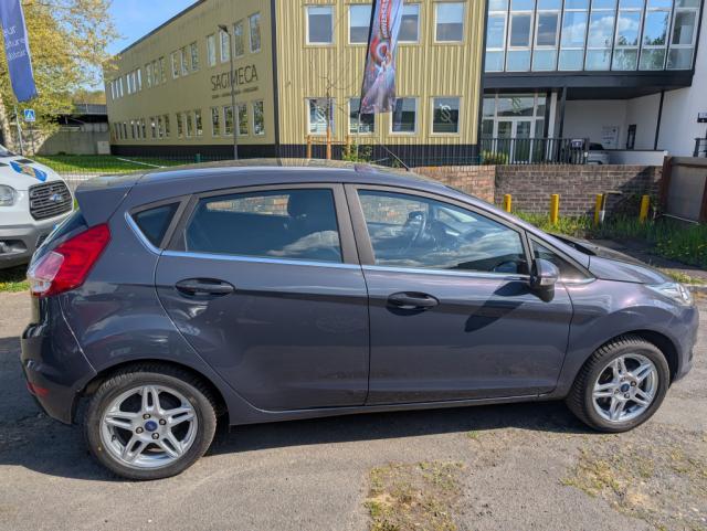 Ford Fiesta image 4