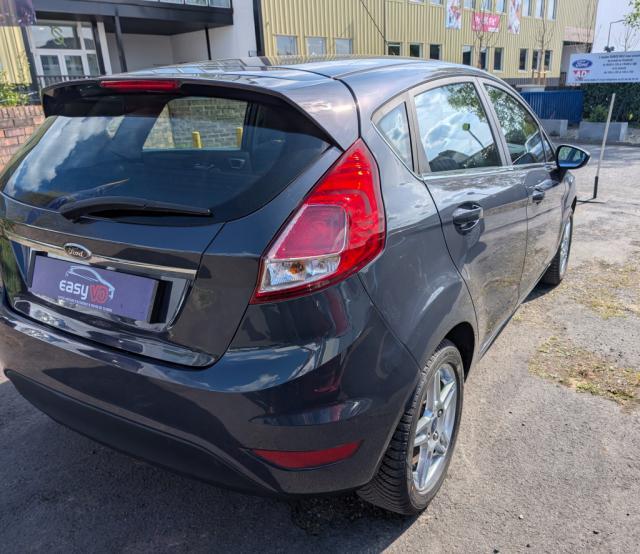 Ford Fiesta image 2