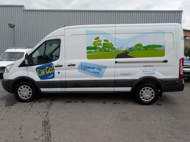 Ford Transit image 8