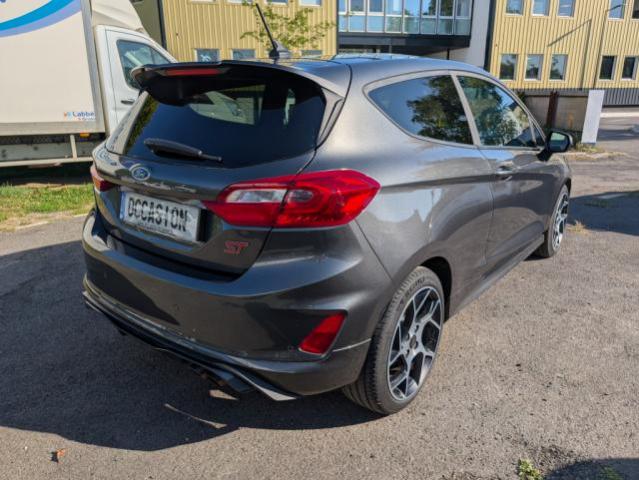 Ford Fiesta image 5