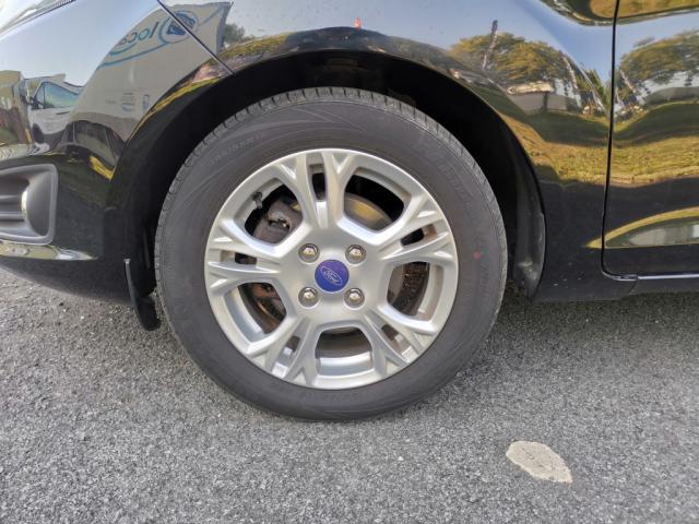 Ford Fiesta image 2