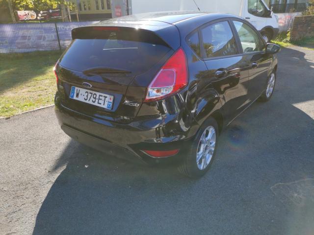 Ford Fiesta image 9
