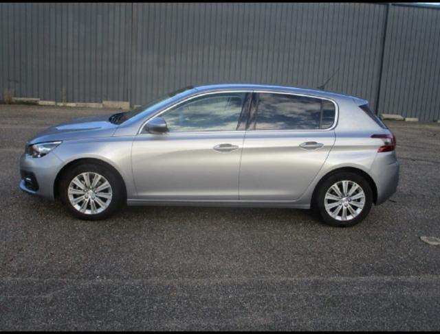 Peugeot 308 image 7