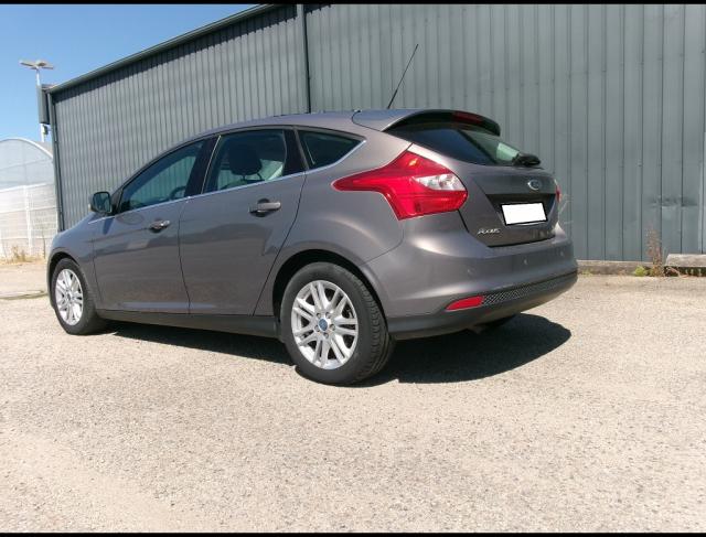 Ford Focus image 9