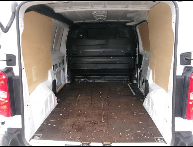Citroen Jumpy image 6
