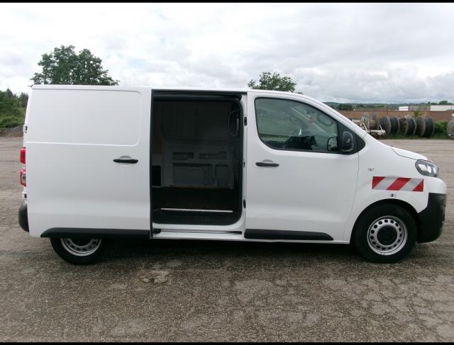Citroen Jumpy image 1