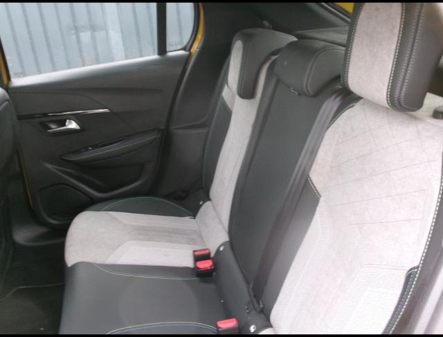 Peugeot 208 image 8