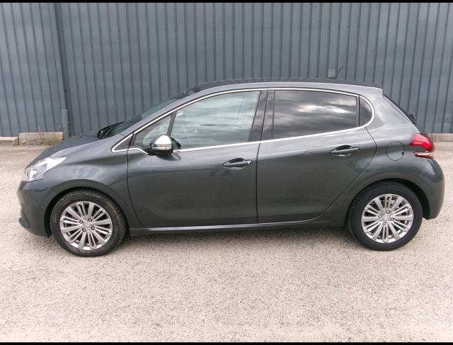Peugeot 208 image 4