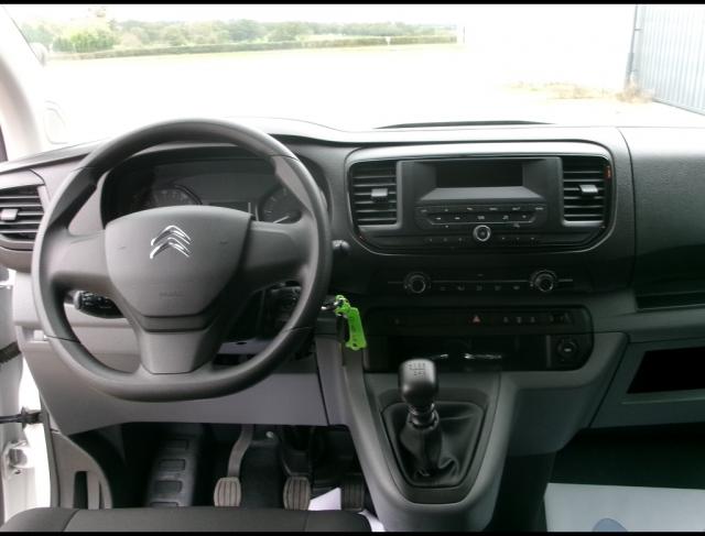 Citroen Jumpy image 1