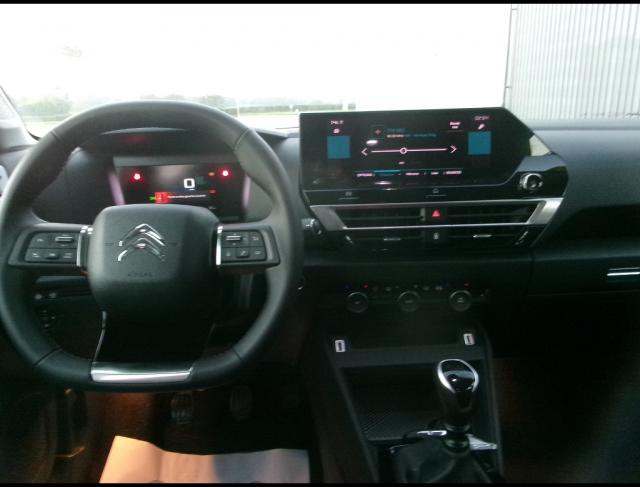 Citroen C4 image 2