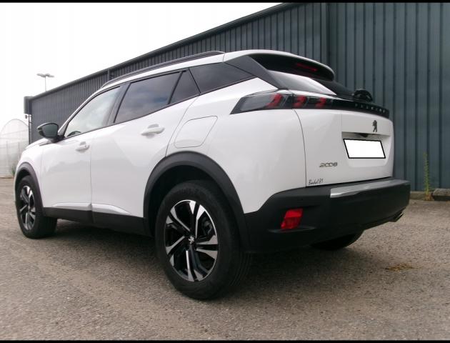 Peugeot 2008 image 6