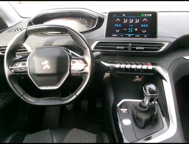 Peugeot 3008 image 1