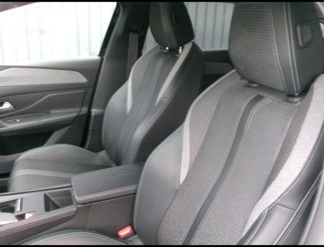 Peugeot 308 image 3