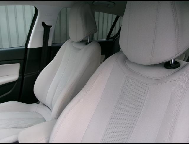 Peugeot 308 image 5