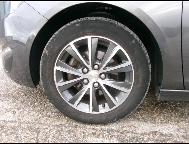 Peugeot 308 image 6