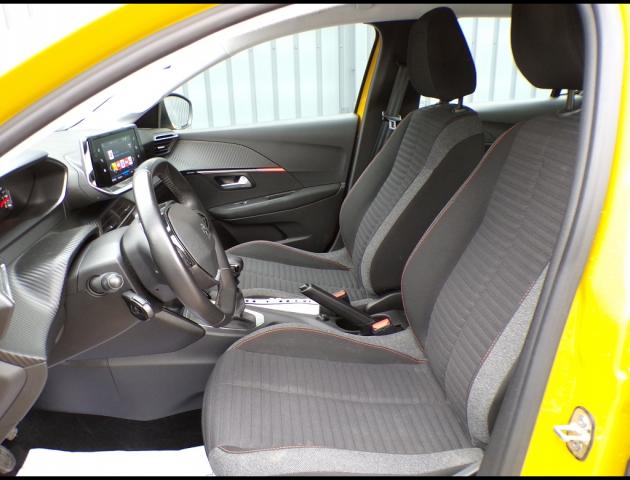 Peugeot 208 image 7