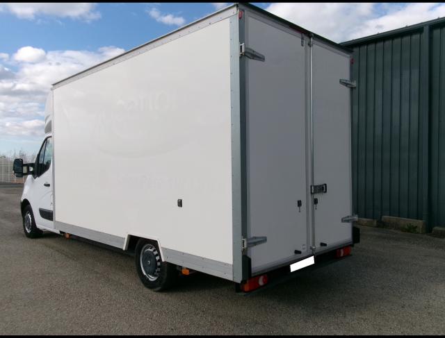 Renault Master image 1