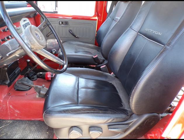 Toyota Land Cruiser image 8
