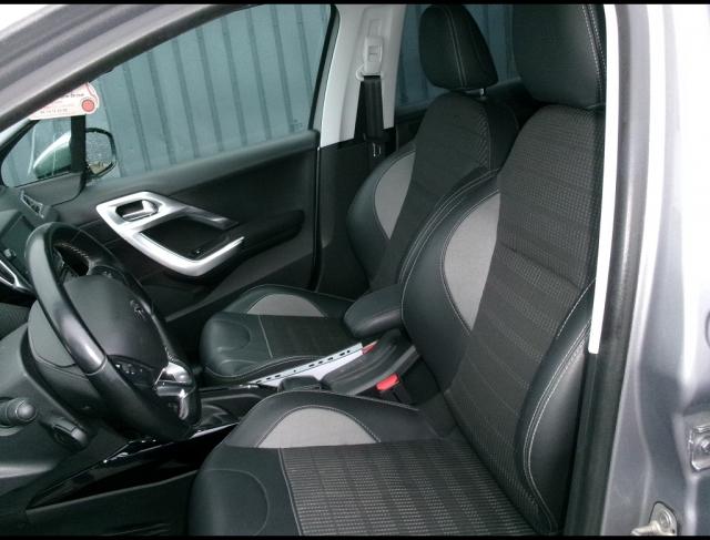 Peugeot 2008 image 4