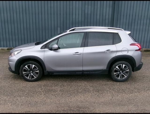 Peugeot 2008 image 6