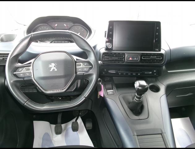 Peugeot Rifter image 3