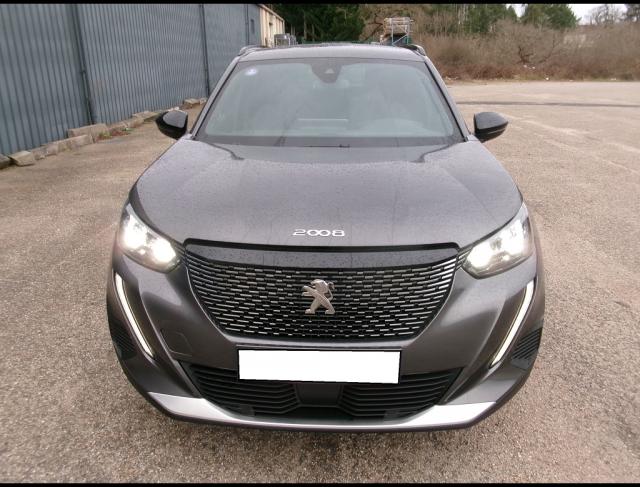 Peugeot 2008 image 1