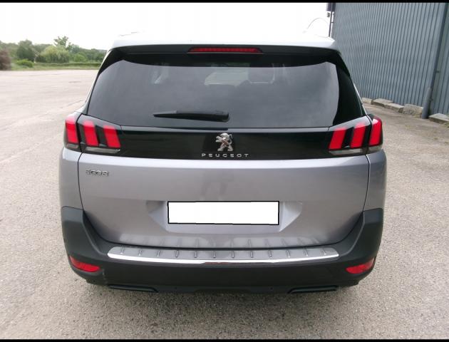 Peugeot 5008 image 4