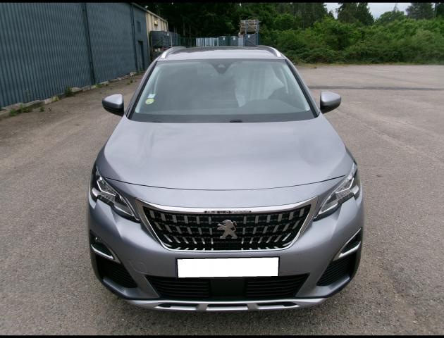 Peugeot 5008 image 9