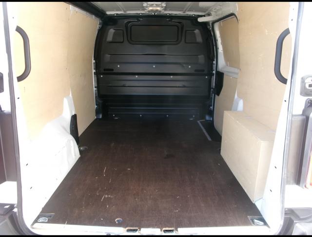 Citroen Jumpy image 2