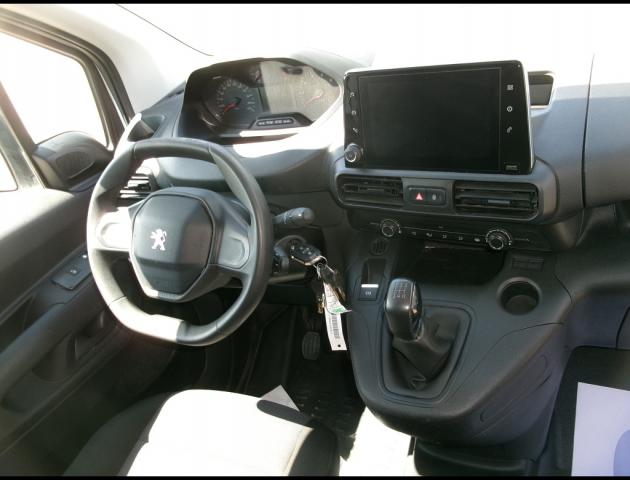 Peugeot Partner image 4