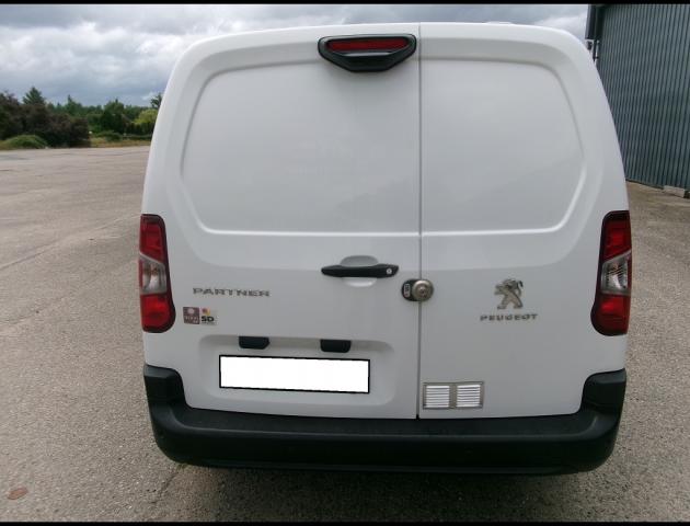 Peugeot Partner image 2