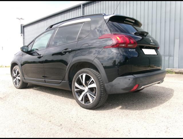 Peugeot 2008 image 1