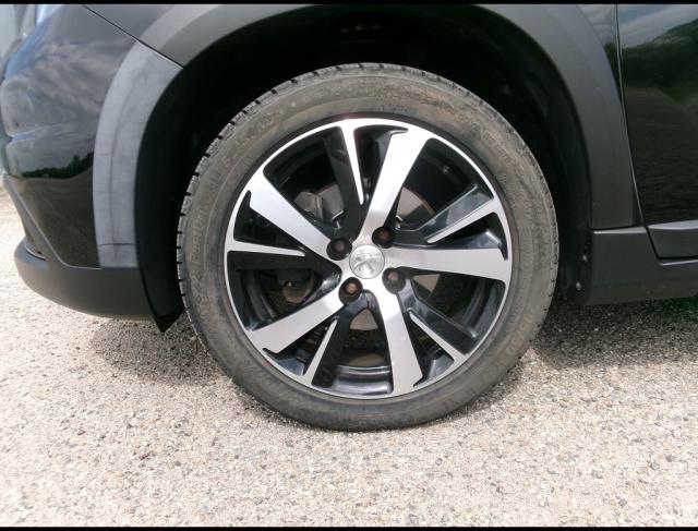 Peugeot 2008 image 4
