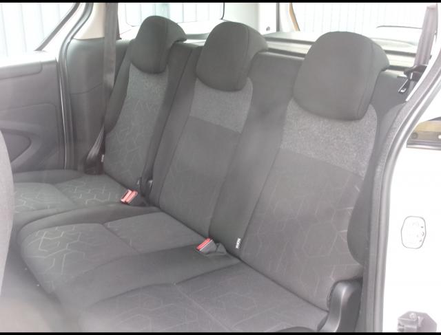Peugeot Partner image 9