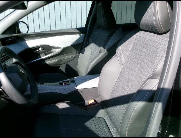 Peugeot 3008 image 8