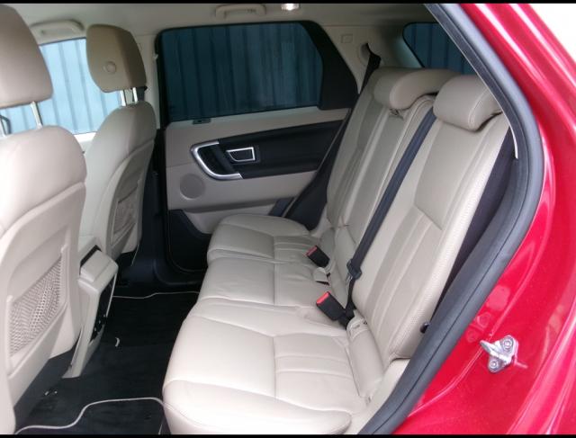 Land Rover Discovery Sport image 1